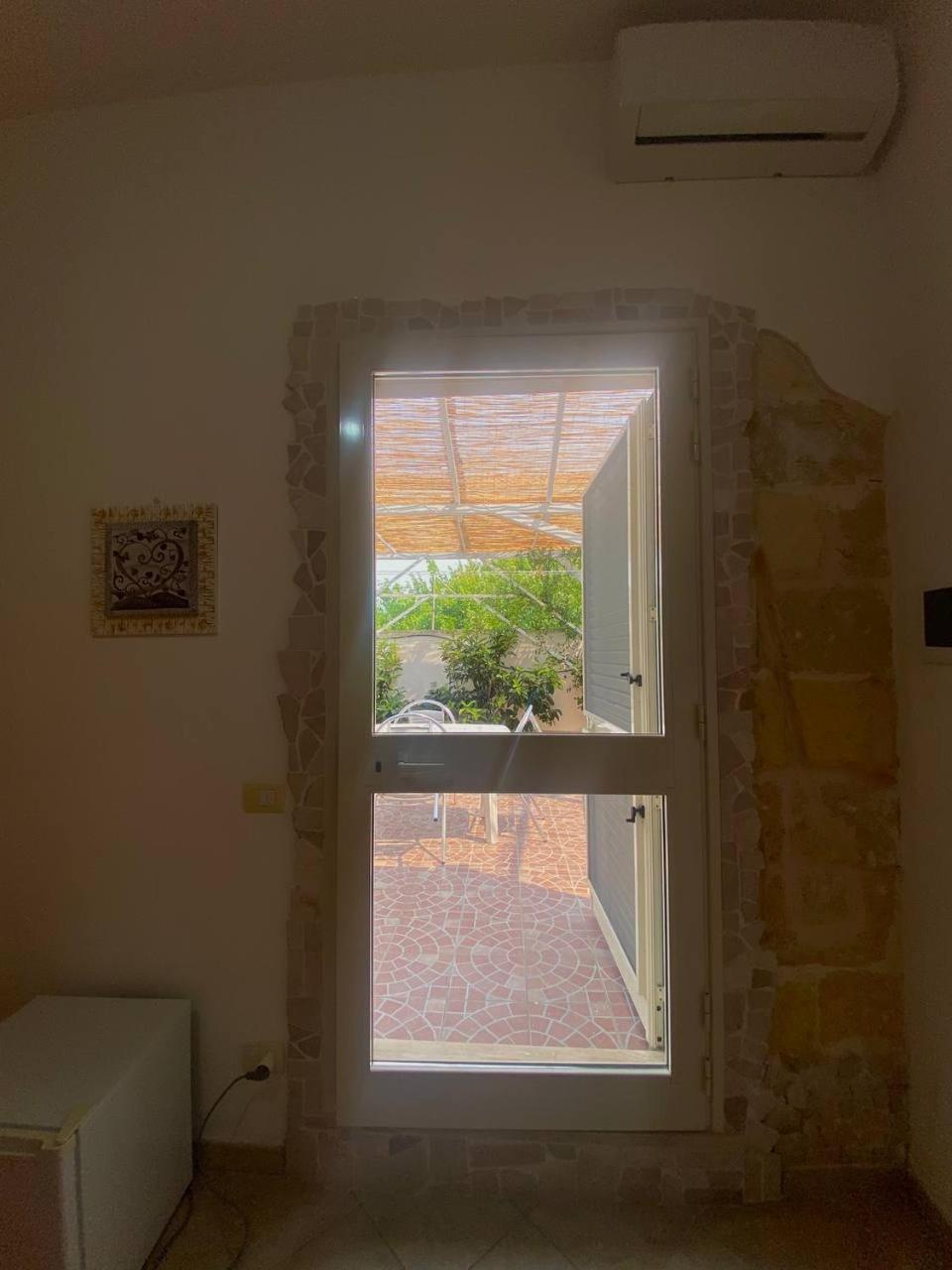 B&B Vistadamare Torre Specchia Ruggeri Exterior foto
